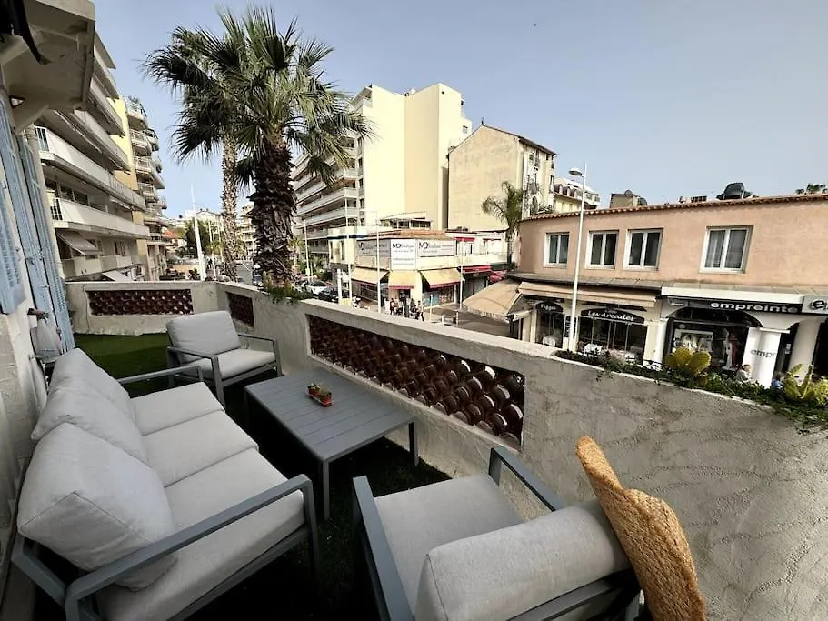1 Ch. Luxe Apt｜Coeur De Juan-Les-Pins｜Plage A 50M Apartment